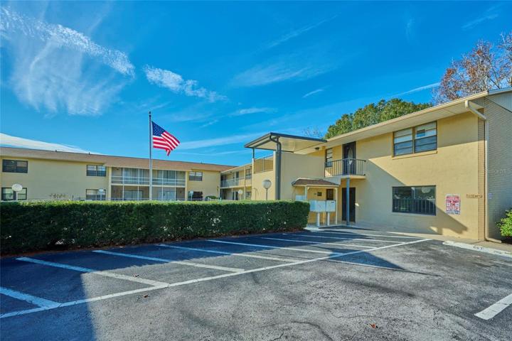 Welcome to 130 E Johnson Ave in Lake Wales