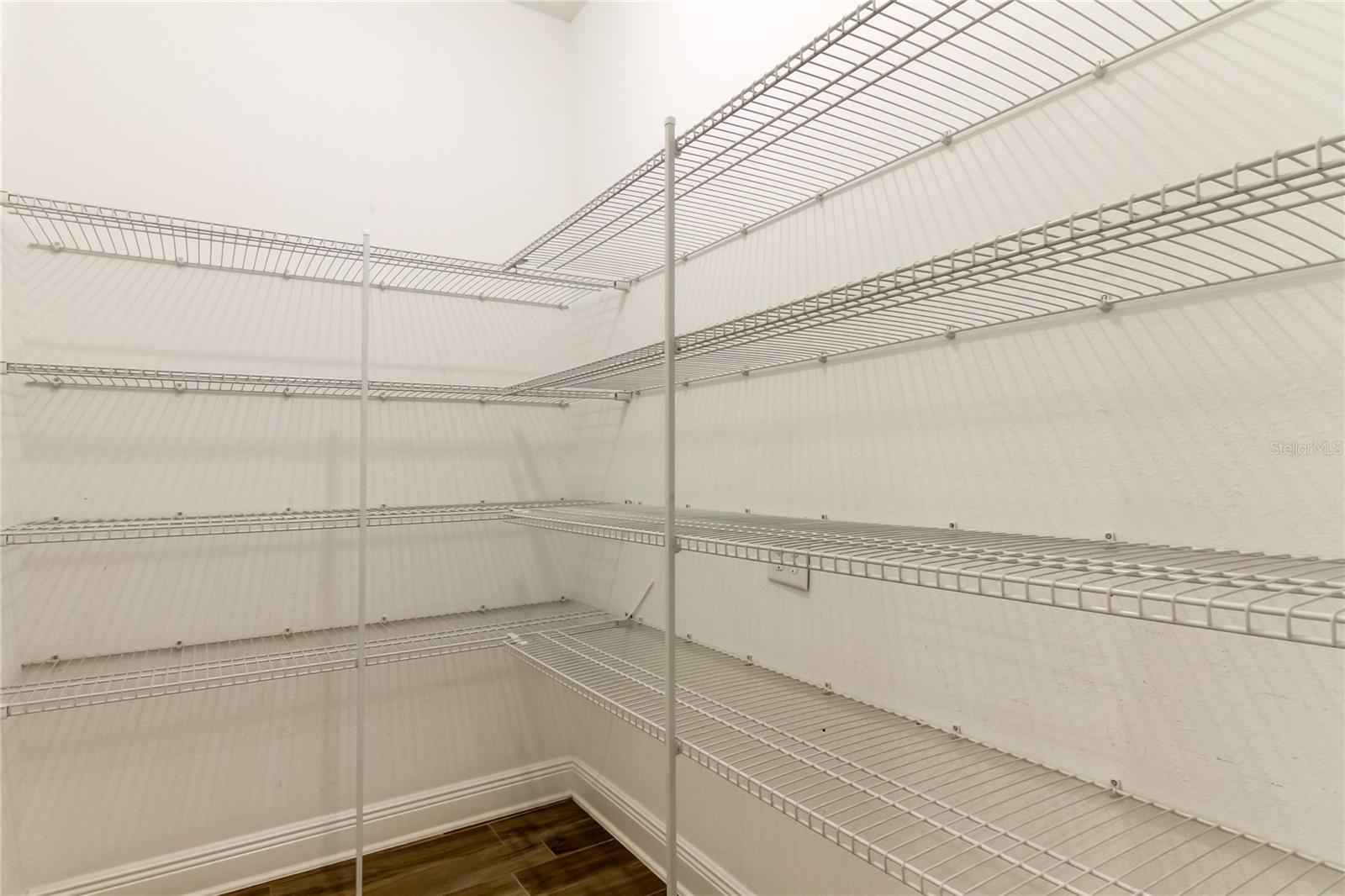 Walk in pantry