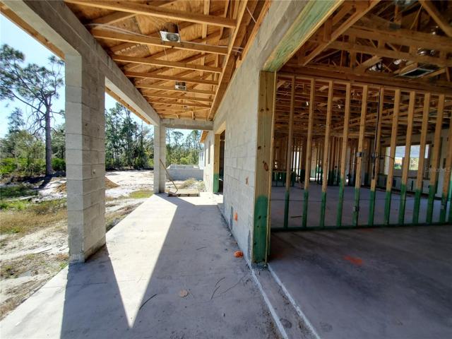 Covered lanai area