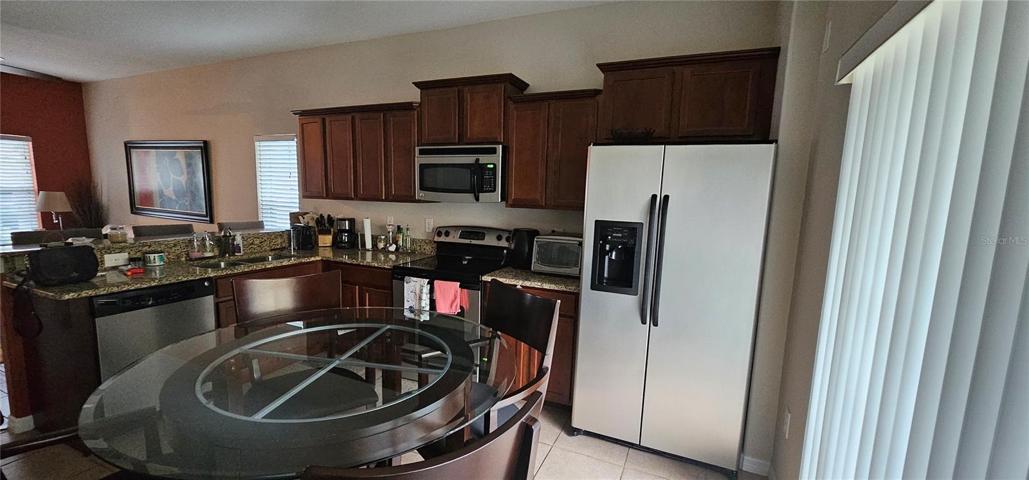 Spacious Eat-in Kitchen