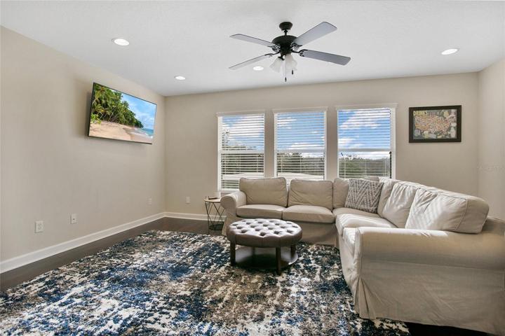 2nd floor loft