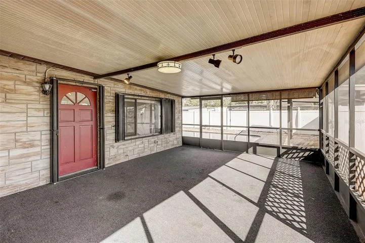 Screened Patio