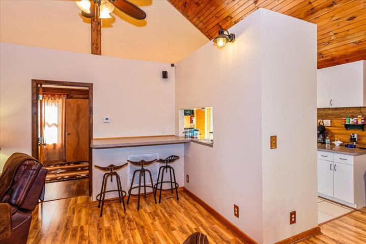 Kitchen Bar