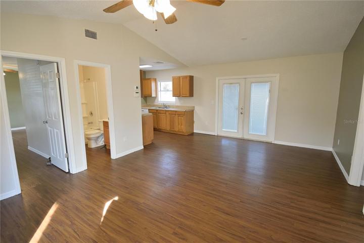 Living Dining Area