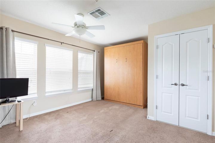 Murphy bed (stowed)