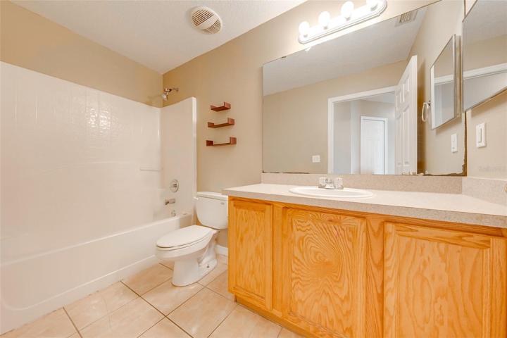 2nd Bathroom
