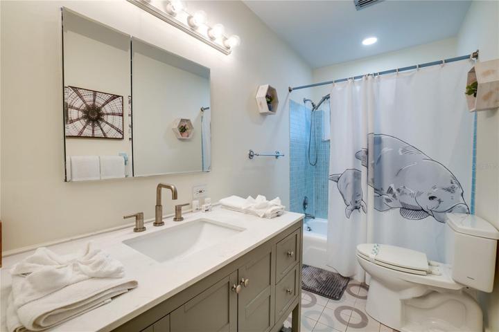 Unit A Bathroom 2