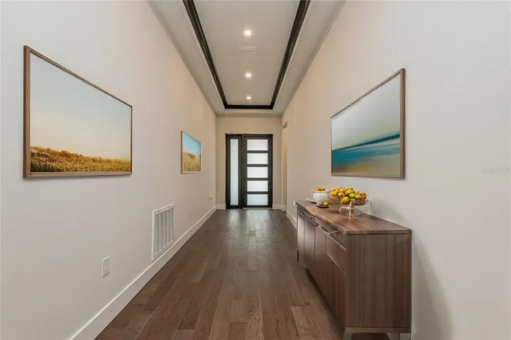 Virtual Staging Foyer