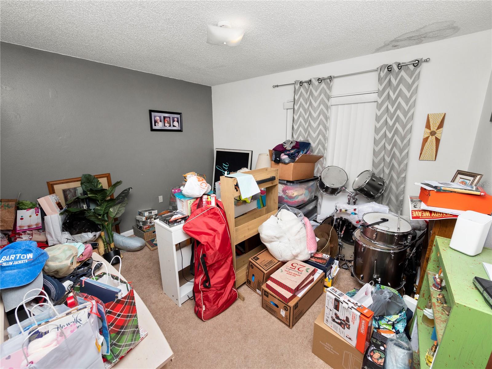 1025 Bedroom