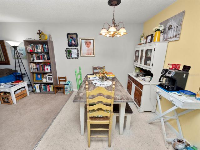 1025 Dining