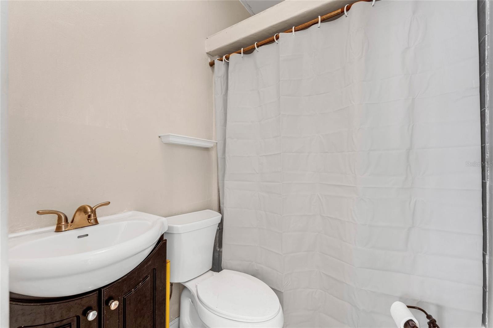 Secondary Bath
