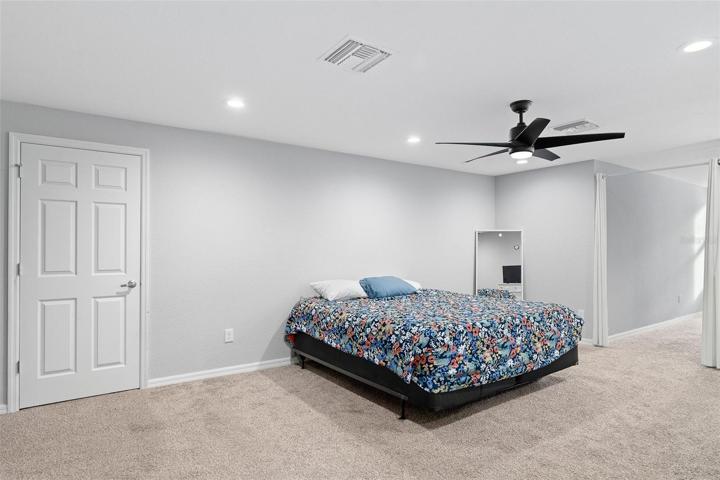 Oversize loft area