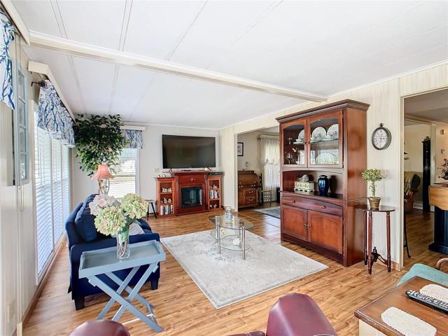 Nice and bright living room