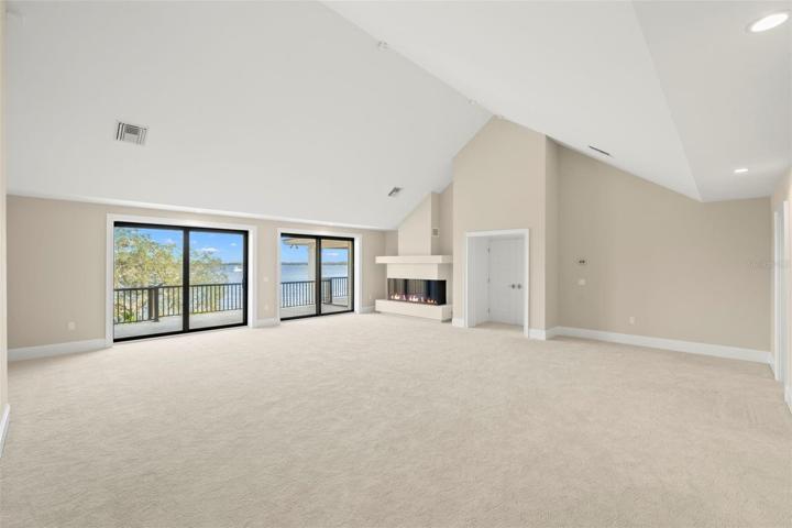 Owner's Retreat, Suite #2 with Fireplace