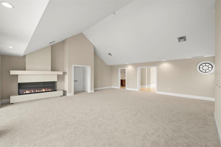 Owner's Retreat Suite #2 with Fireplace