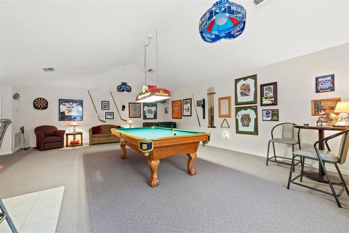 Bonus room (everything conveys but wall memorabilia)