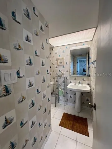 1170