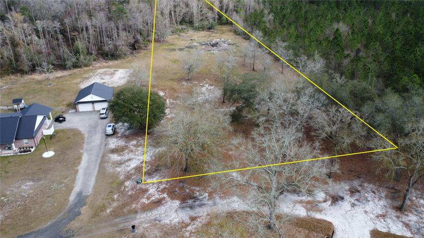 Property lines indicated are approximate and used for visual assistance only.