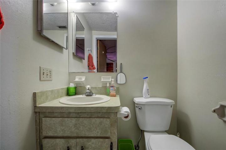 other full bath in 3rd bdrm
