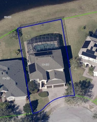 Lot birds eye on culdesac