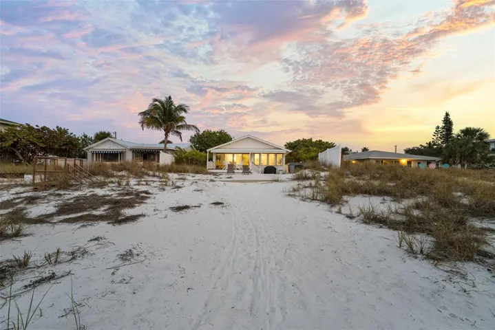 Anna Maria Cottage
