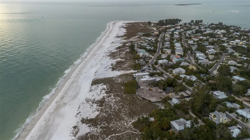 Coveted Northshore Neighborhood