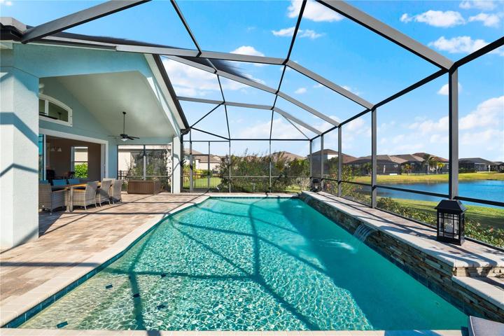 Pool / Lanai