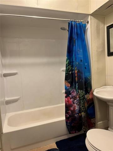 Apt 1 Bathroom
