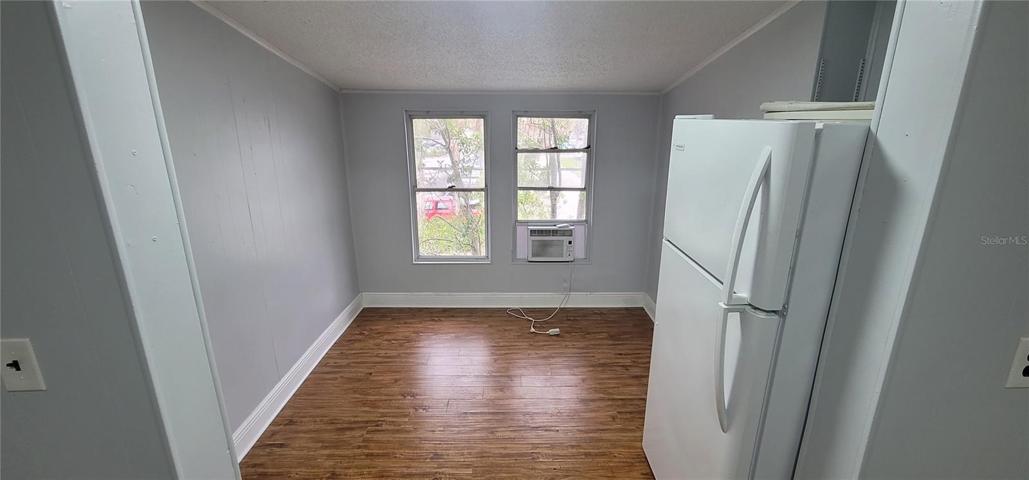 Apartment 3 Dining Area