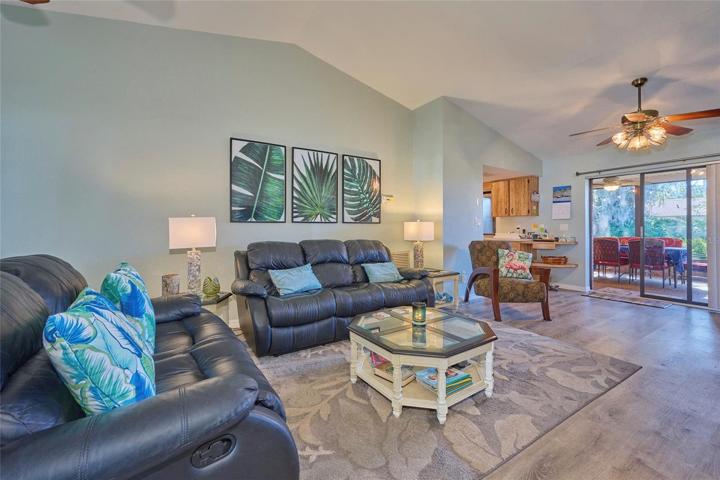 High ceilings in the living room/dining room