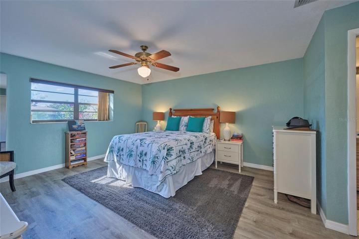 Large primary bedroom