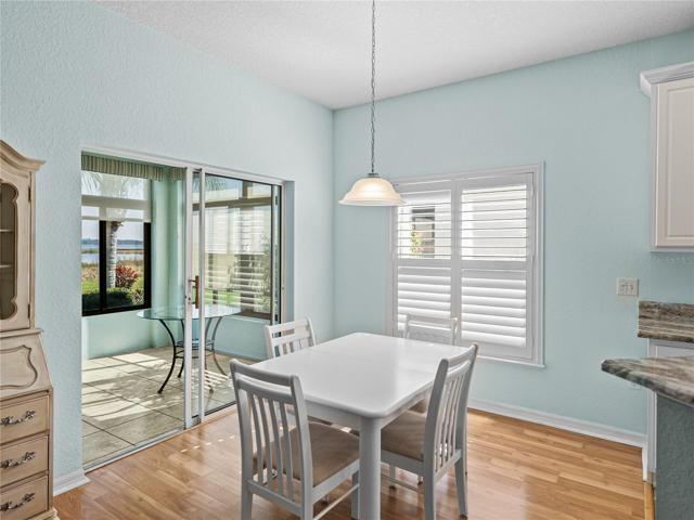Breakfast nook