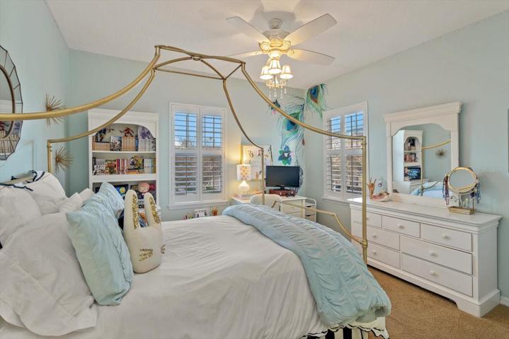 14.5' x 12' upstairs guest bedroom with Jack-and-Jill bath