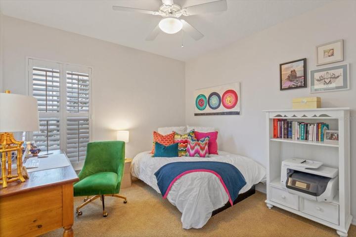 13' x 11.5' upstairs guest bedroom