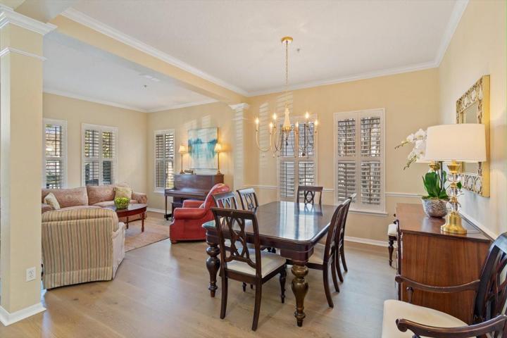 13.5 x 12.5 dining room