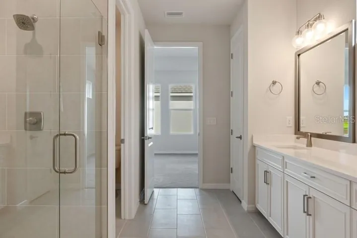 Owner's Bath