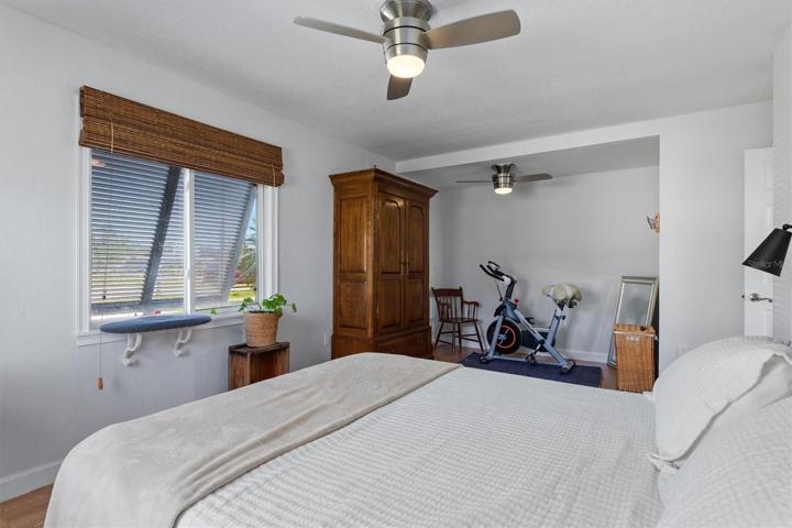 Second bedroom