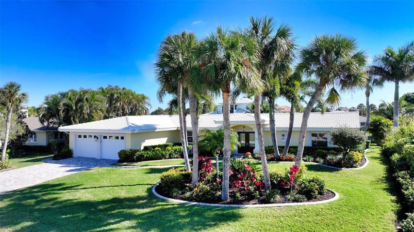 An exquisitely renovated Beach Beauty !
