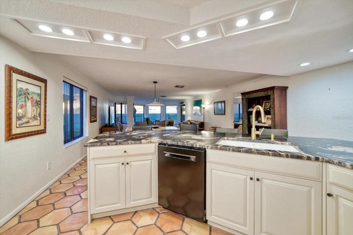 Entertain in style or relax in a world of comfort..