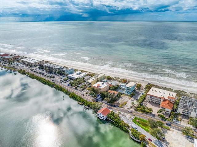 Indian Rocks Beach exceptional location.