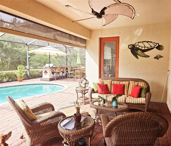 outdoor lanai  with 200mph screen