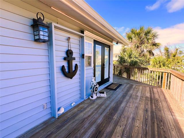 Newer decking and railings
