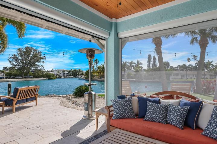 1st FL Private Patio
