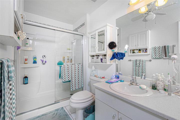Master Bathroom.