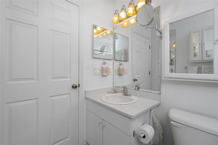 Bathroom 2.