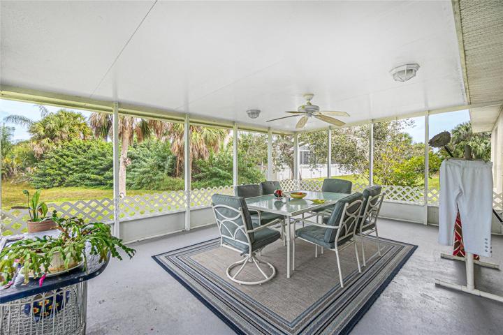 Lanai/Enclosed Porch.