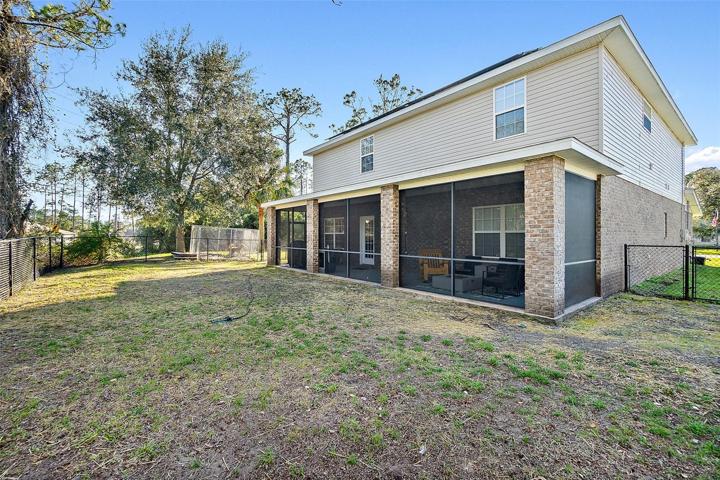 Plus a huge side yard!