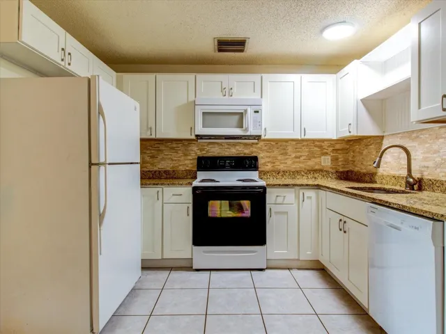 Kitchen with Range