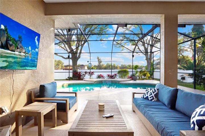 COVERED/SCREENED IN LANAI/POOL
