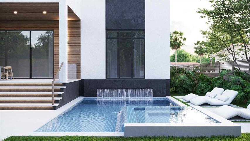 Rear exterior & pool